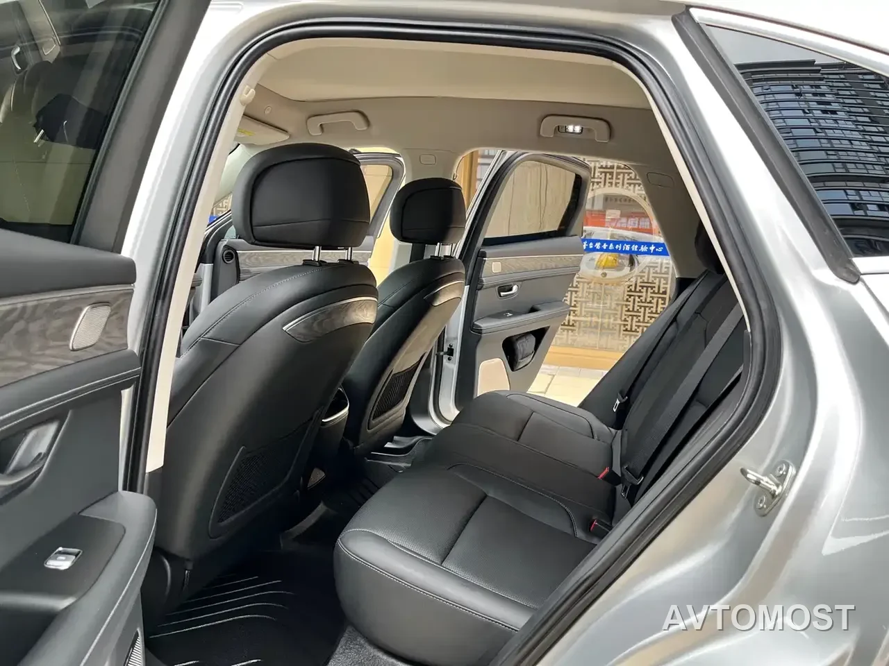 AITO M5 2022 Extended Range RWD Standard — фото 6