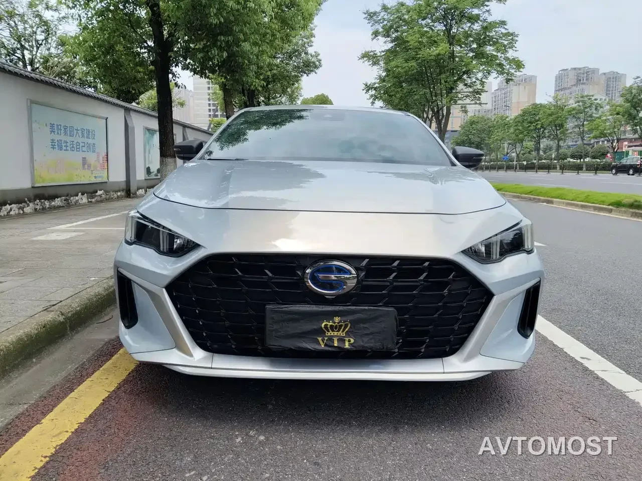 GAC Trumpchi Emkoo 2023 Shadow Leopard H High-Efficiency Hybrid — фото 2