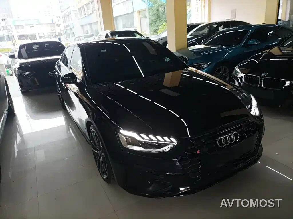 Audi A4L 2020 45 TFSI quattro Premium Dynamic — фото 4