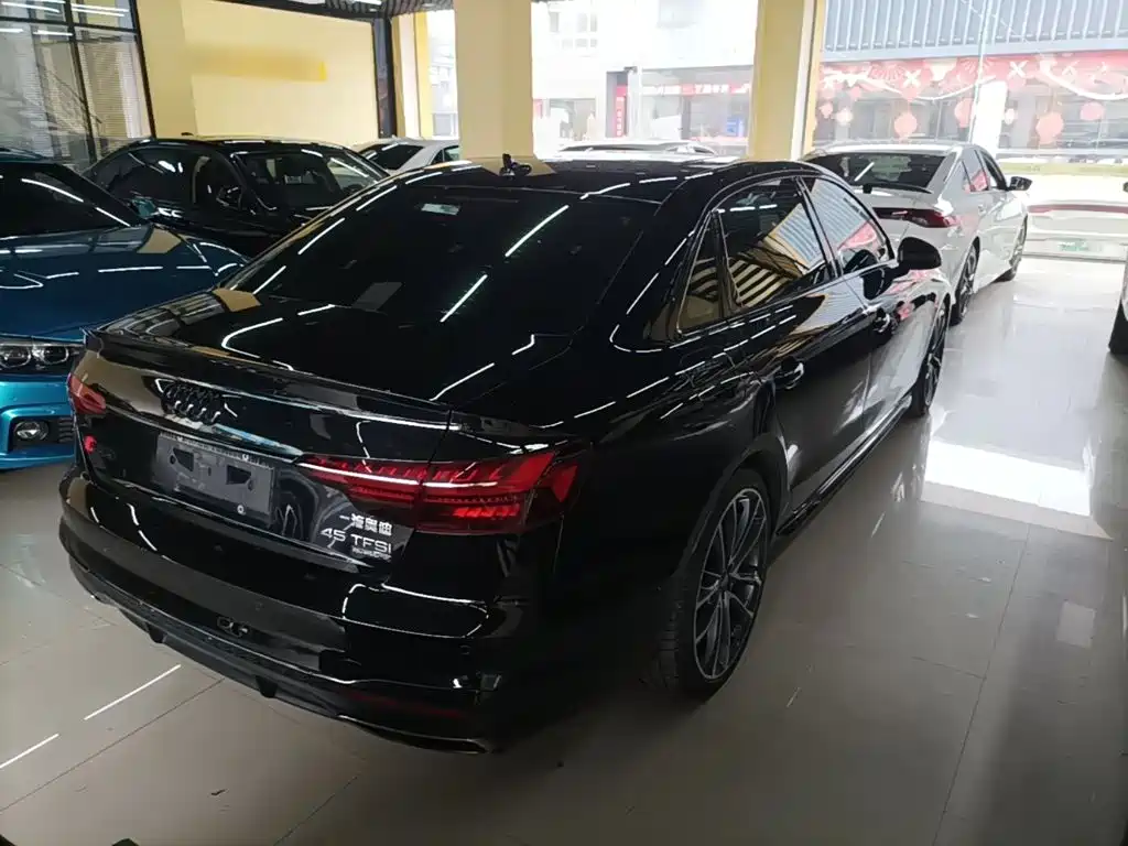 Audi A4L 2020 45 TFSI quattro Premium Dynamic — фото 7