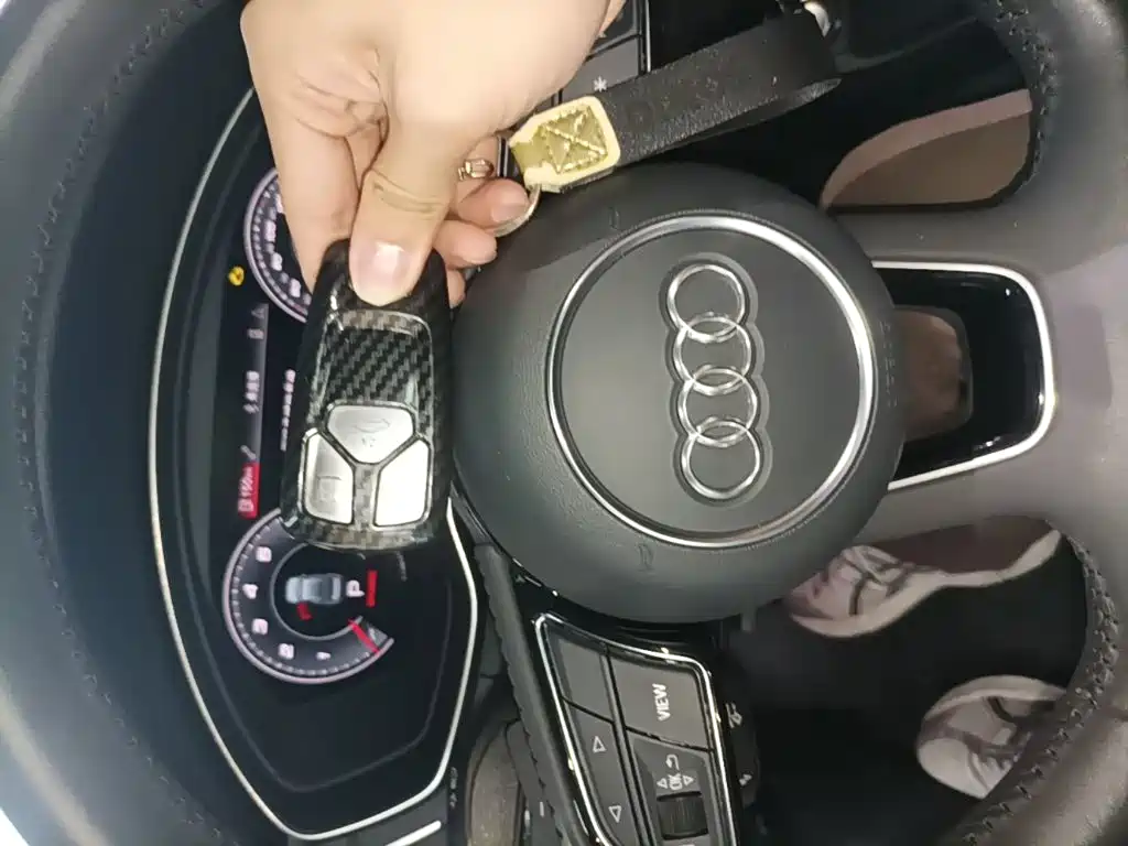 Audi A4L 2020 45 TFSI quattro Premium Dynamic — фото 9