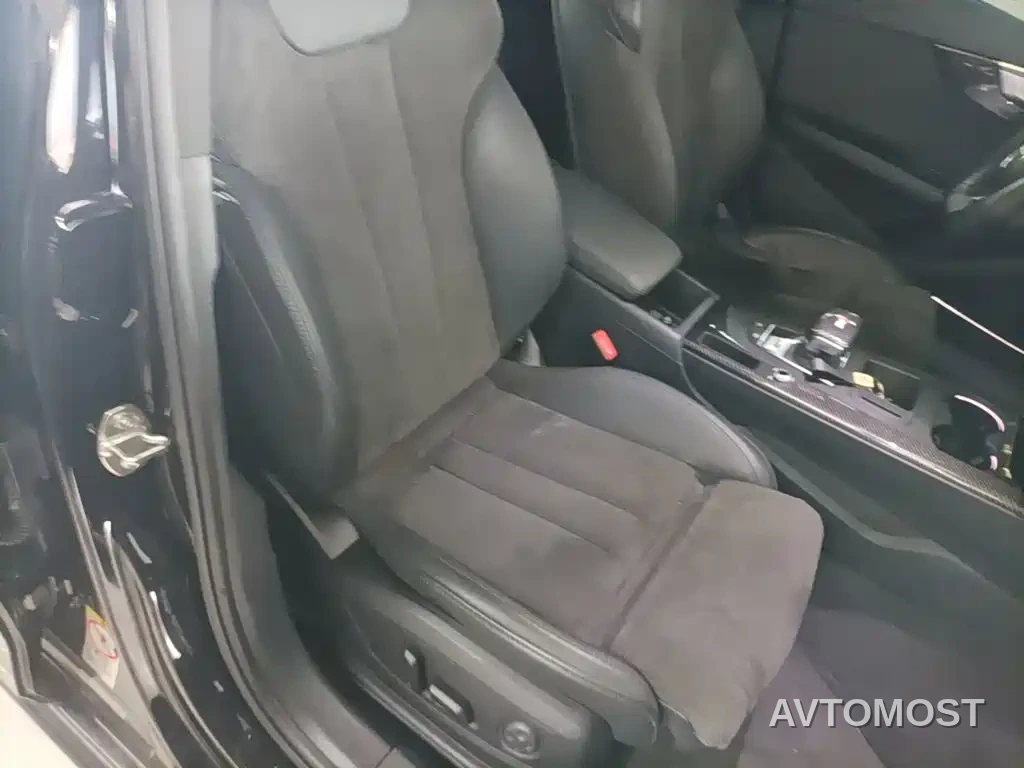 Audi A4L 2020 45 TFSI quattro Premium Dynamic — фото 25
