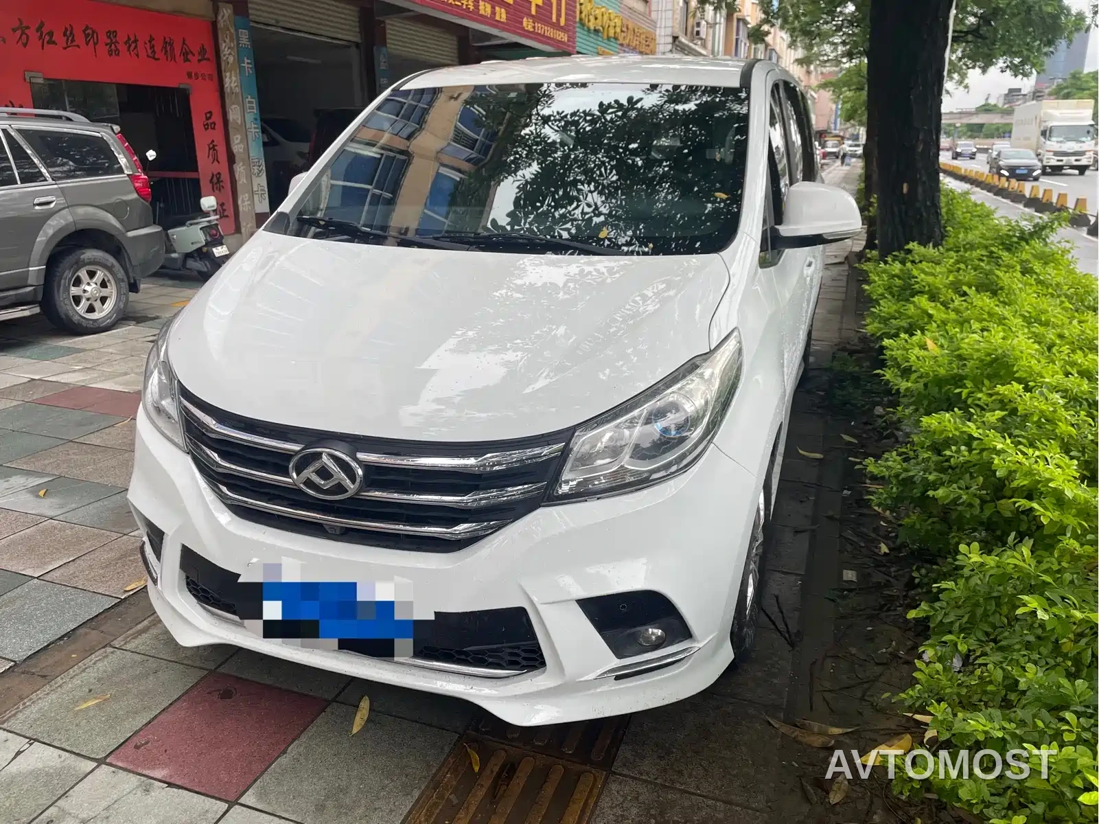 SAIC Maxus G10 2021 2.0T Manual Elite Edition Diesel 7-Seater — фото 2