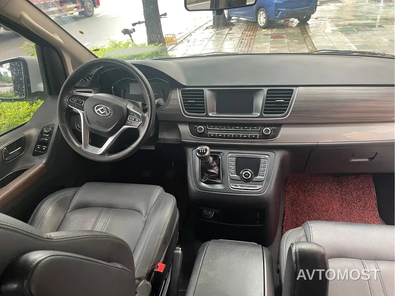 SAIC Maxus G10 2021 2.0T Manual Elite Edition Diesel 7-Seater — фото 3