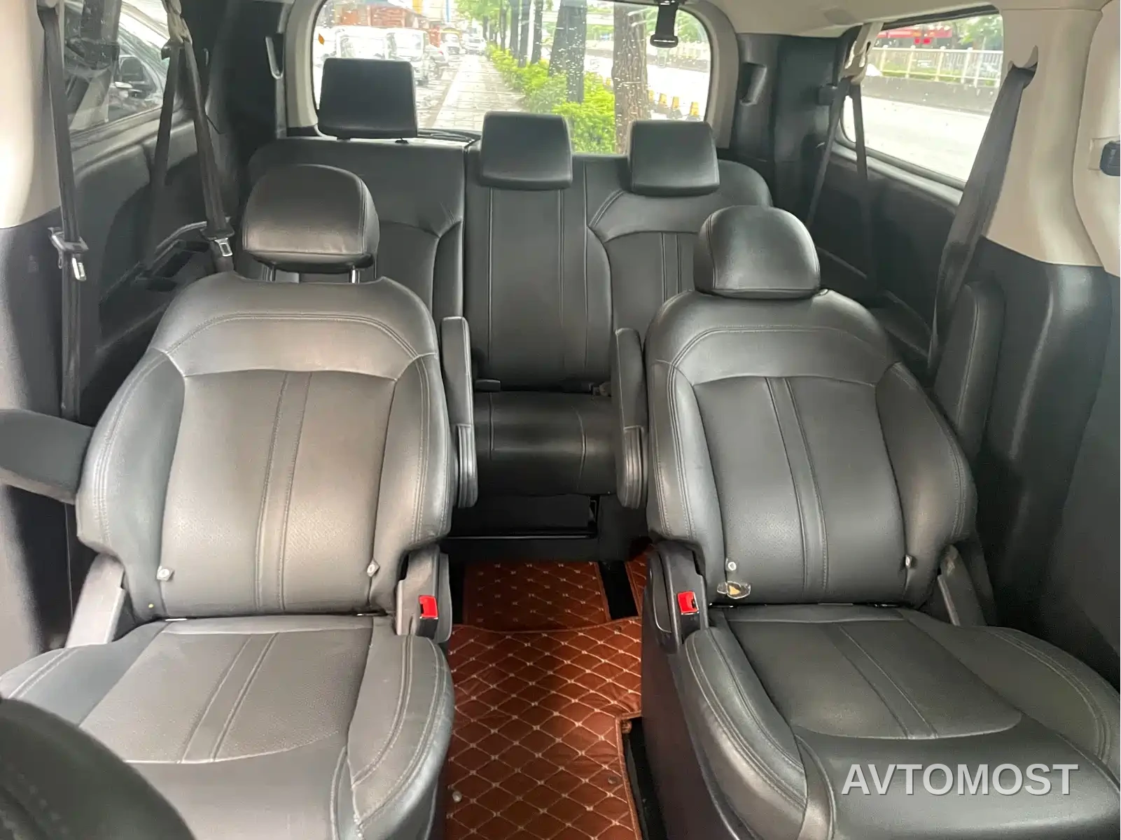 SAIC Maxus G10 2021 2.0T Manual Elite Edition Diesel 7-Seater — фото 5