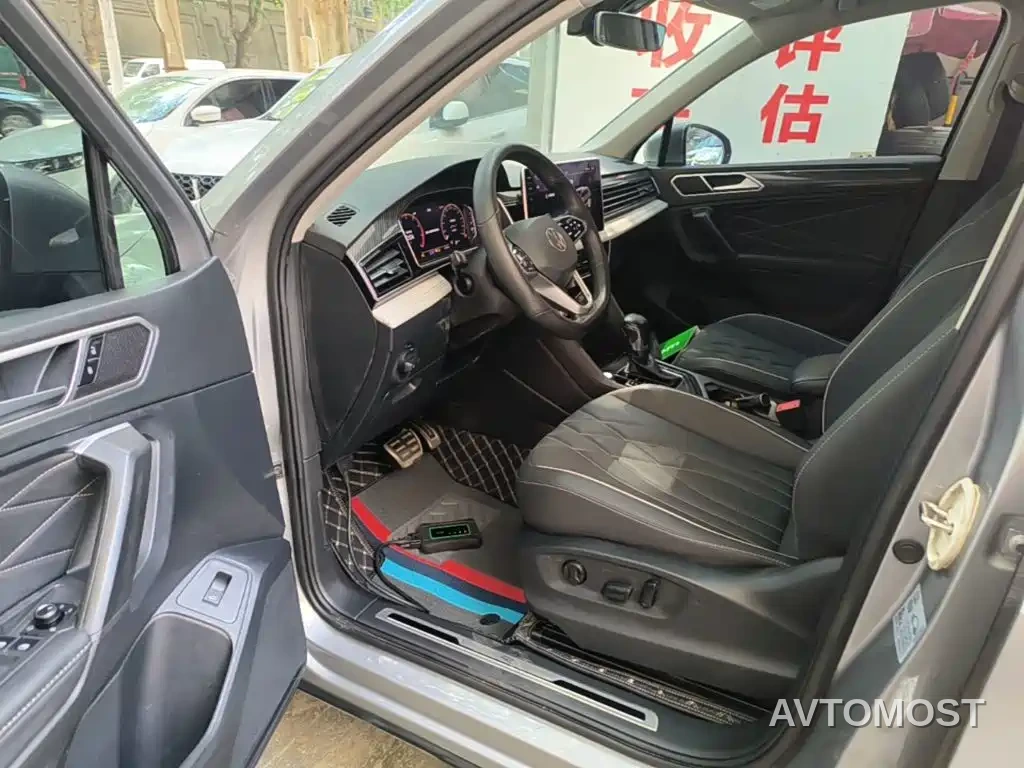 Volkswagen Tiguan L 2022 330TSI Auto 2WD R-Line Premium Edition — фото 14