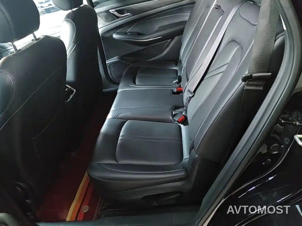 Landian E5 2023 1.5L DE-i 100KM Enjoyment 7-seater — фото 11