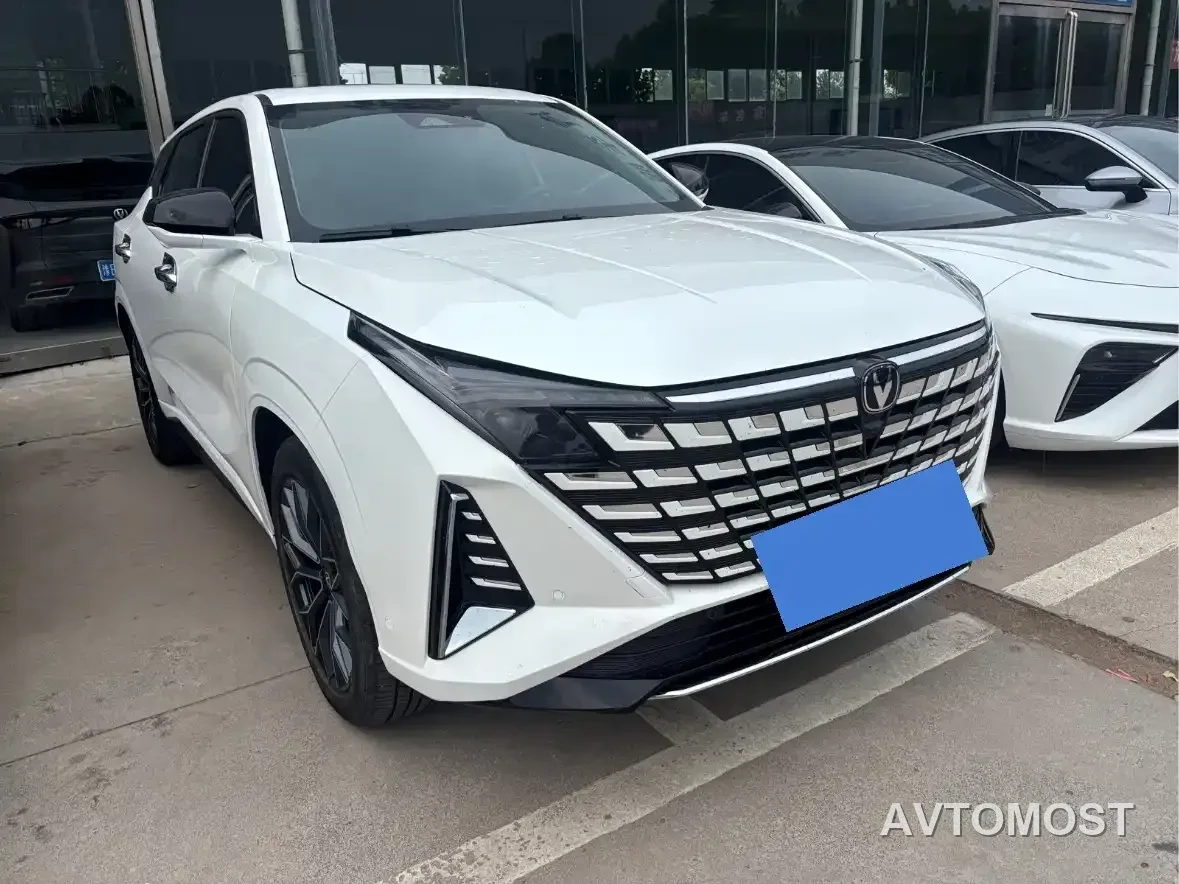 Changan UNI-Z New Energy 2024 Blue Whale Smart Electric iDD 125km Excellence Model — фото 2