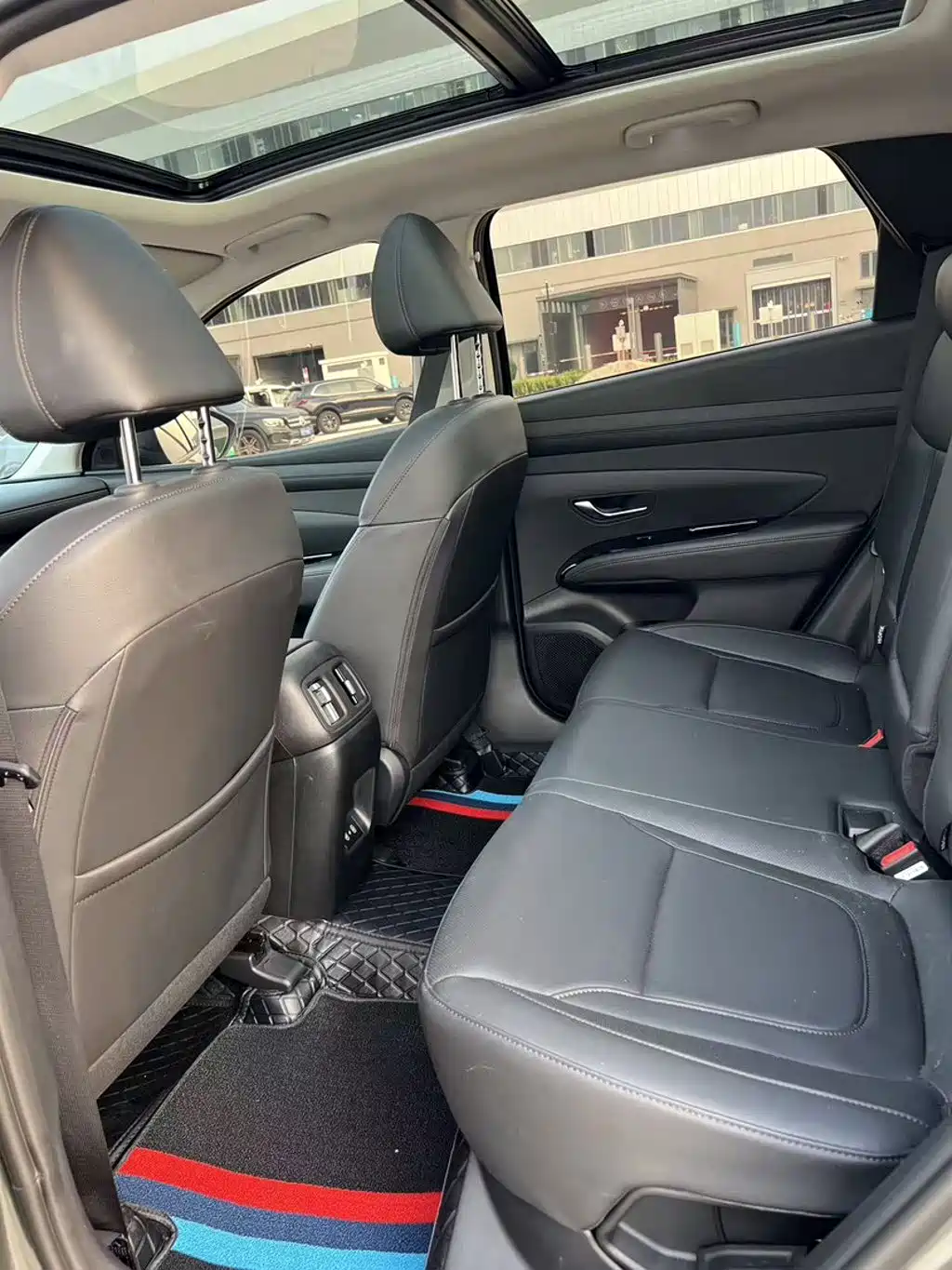Hyundai Tucson 2025 Tucson L 1.5T Premium — фото 10