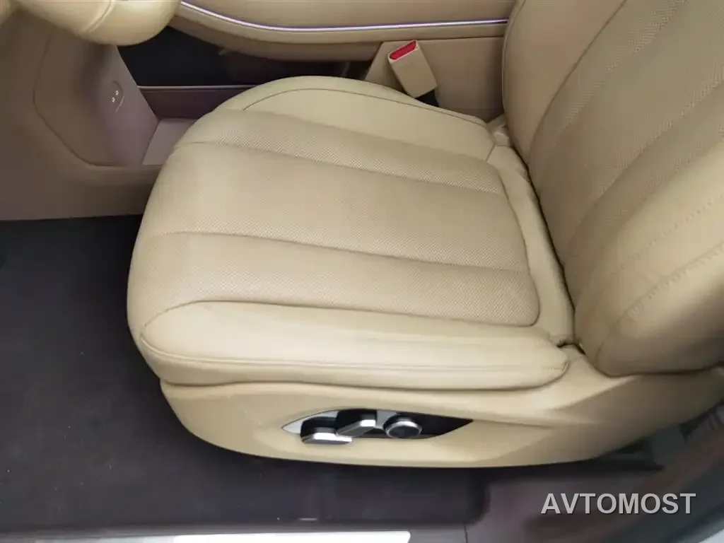 AITO M7 2024 1.5T AWD Plus 5-Seater — фото 20