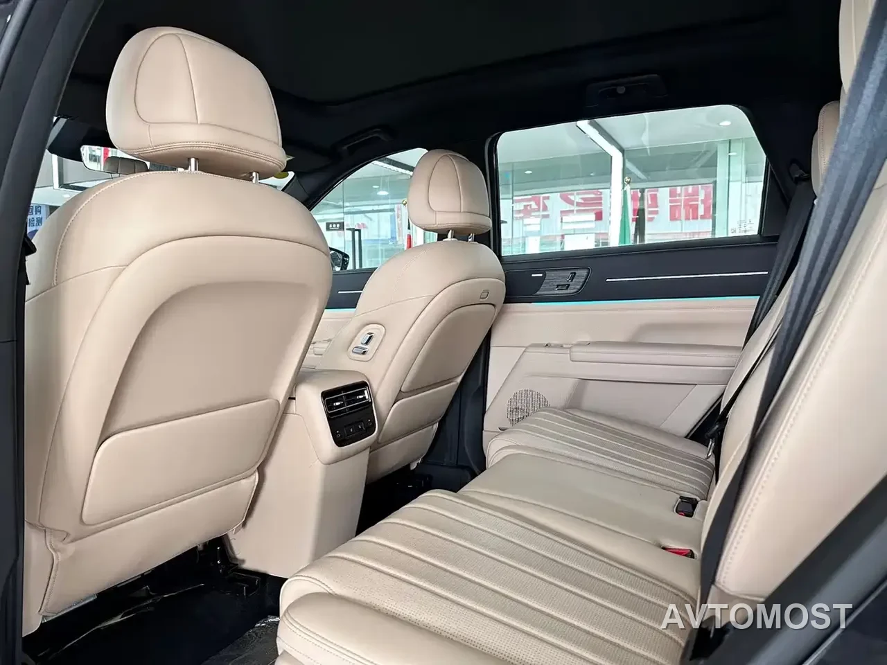 Jetour Shanhai L7 PLUS 2025 Base Model 7-Seater — фото 4