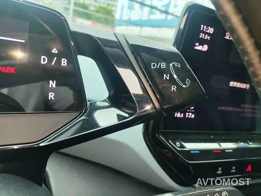 Volkswagen ID.4 X 2023 Pure Smart Edition — фото 14