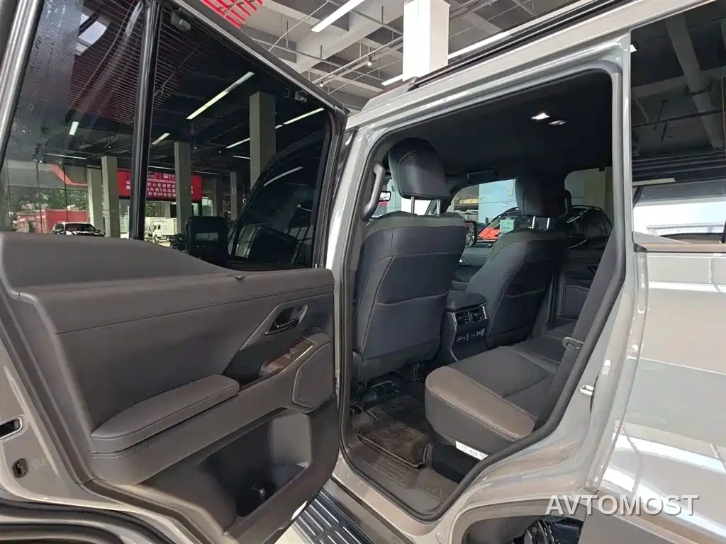 Lexus GX 2024 OVERTRAIL Summit Edition — фото 12