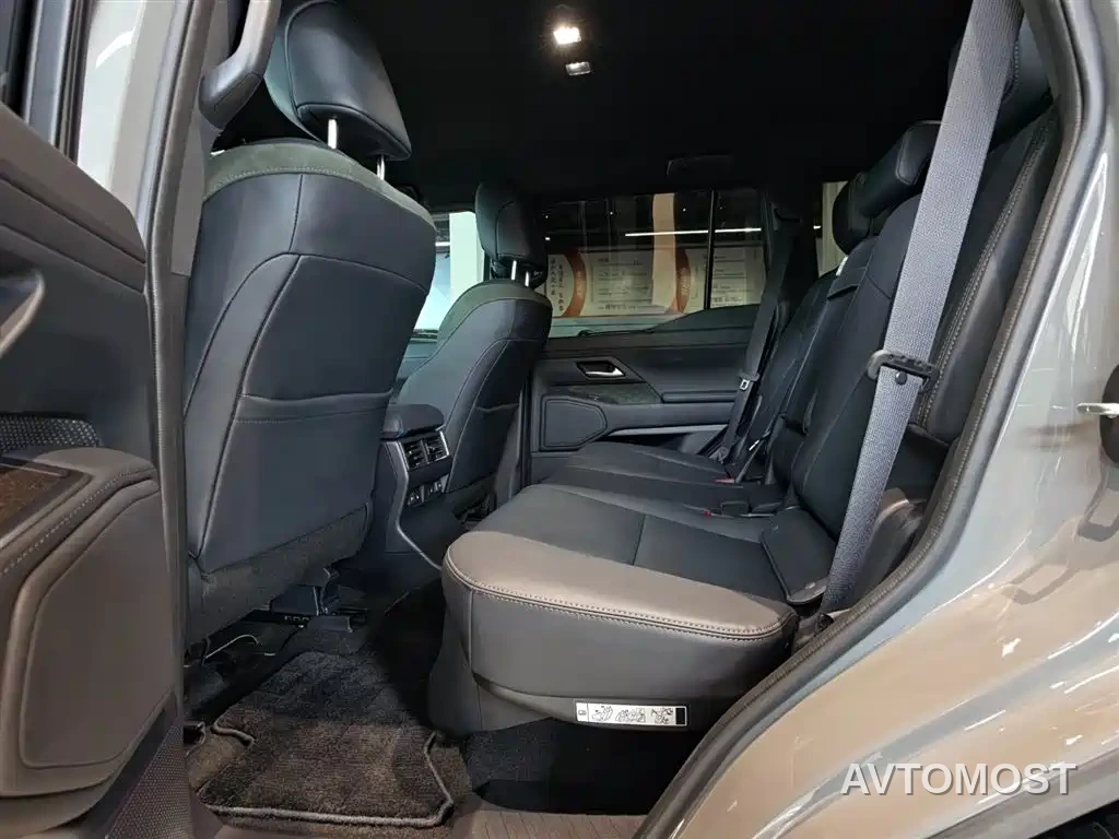 Lexus GX 2024 OVERTRAIL Summit Edition — фото 13