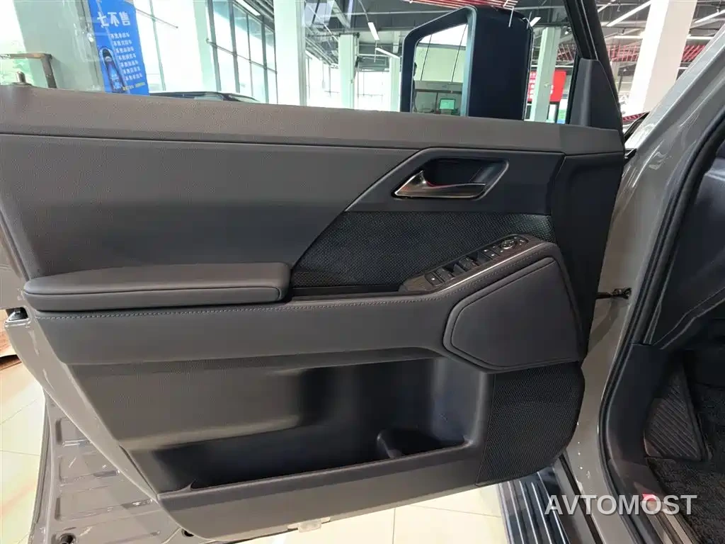Lexus GX 2024 OVERTRAIL Summit Edition — фото 20
