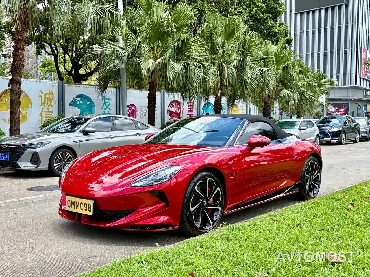 MG Cyberster 2024 580km Transcendent Edition — фото 2