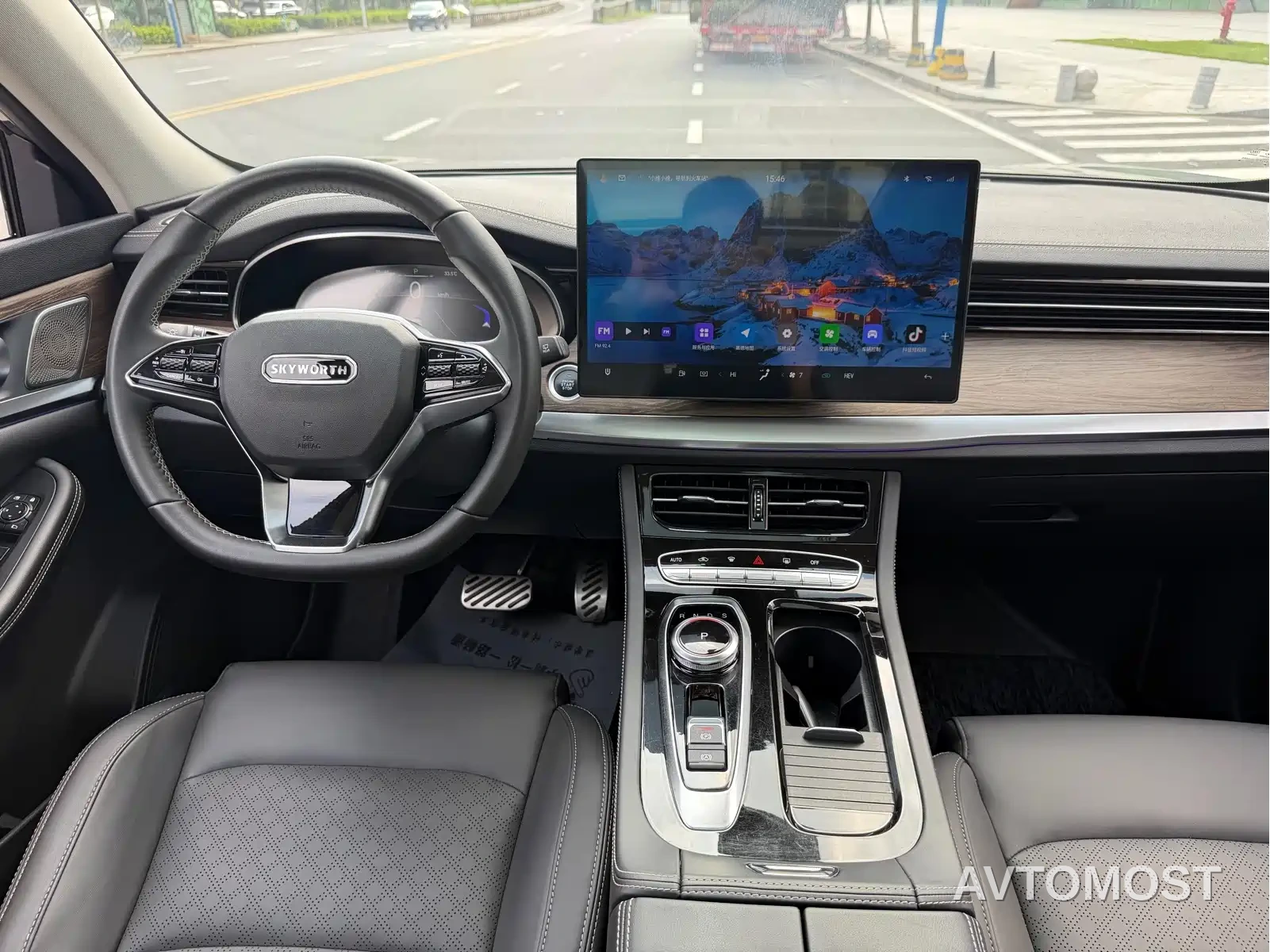 Skyworth HT-i 2024 1.5L PHEV 115KM Smart Dragon Edition — фото 11