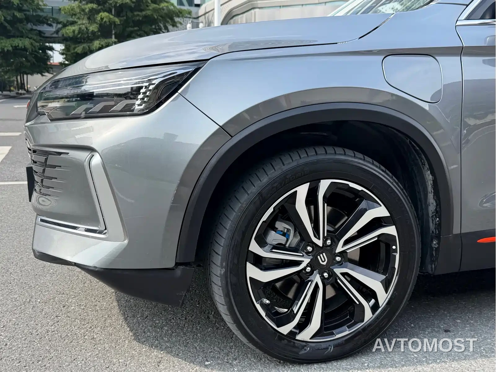 Skyworth HT-i 2024 1.5L PHEV 115KM Smart Dragon Edition — фото 14