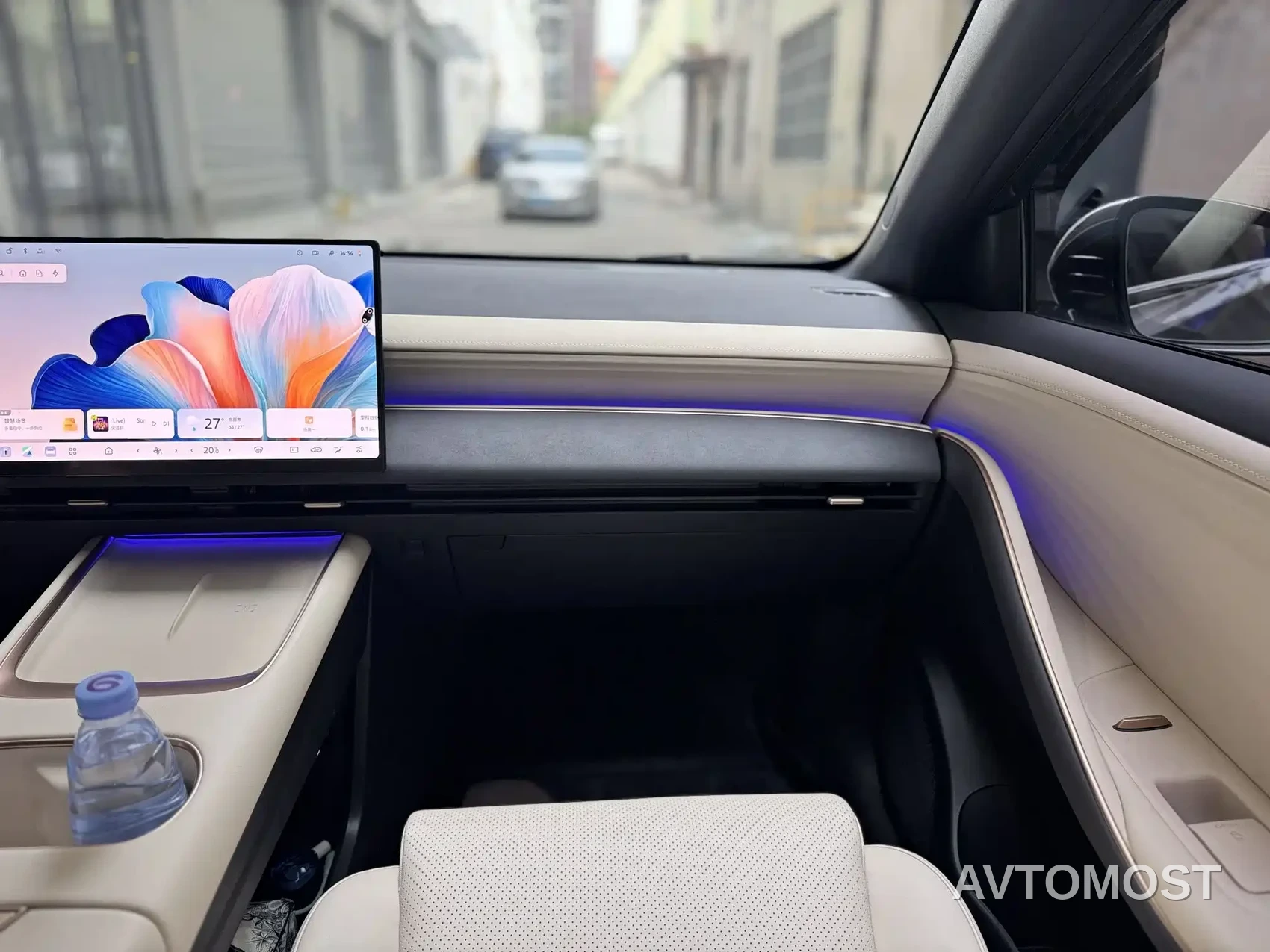 Nissan N6 2025 Low Configuration — фото 14