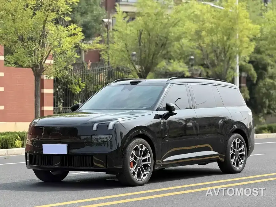 Lynk & Co 900 2025 2.0T Ultra
