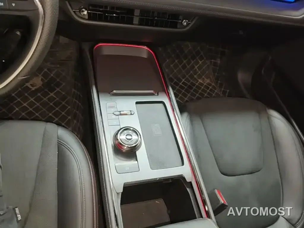 Ford Mondeo 2024 2.0T E-Hybrid Sport ST-Line — фото 13