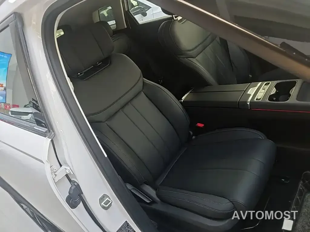 Chery Tiggo 7 C-DM 2025 1.5T 120KM Royal — фото 23