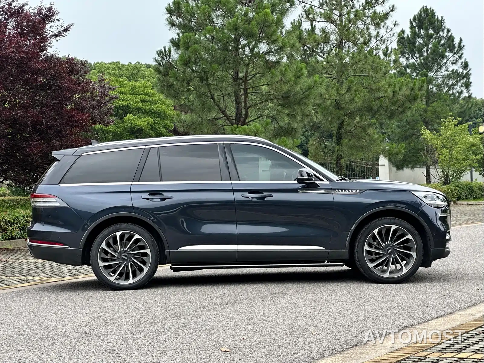 Lincoln Aviator 2021 3.0T V6 4WD Executive Edition — фото 4