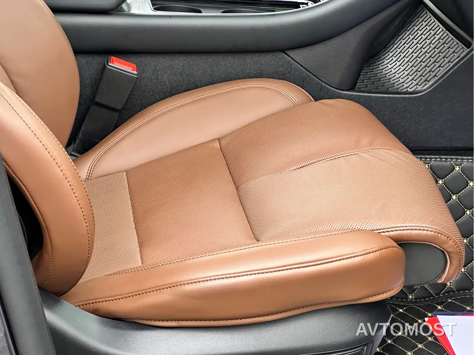 Lincoln Aviator 2021 3.0T V6 4WD Executive Edition — фото 19