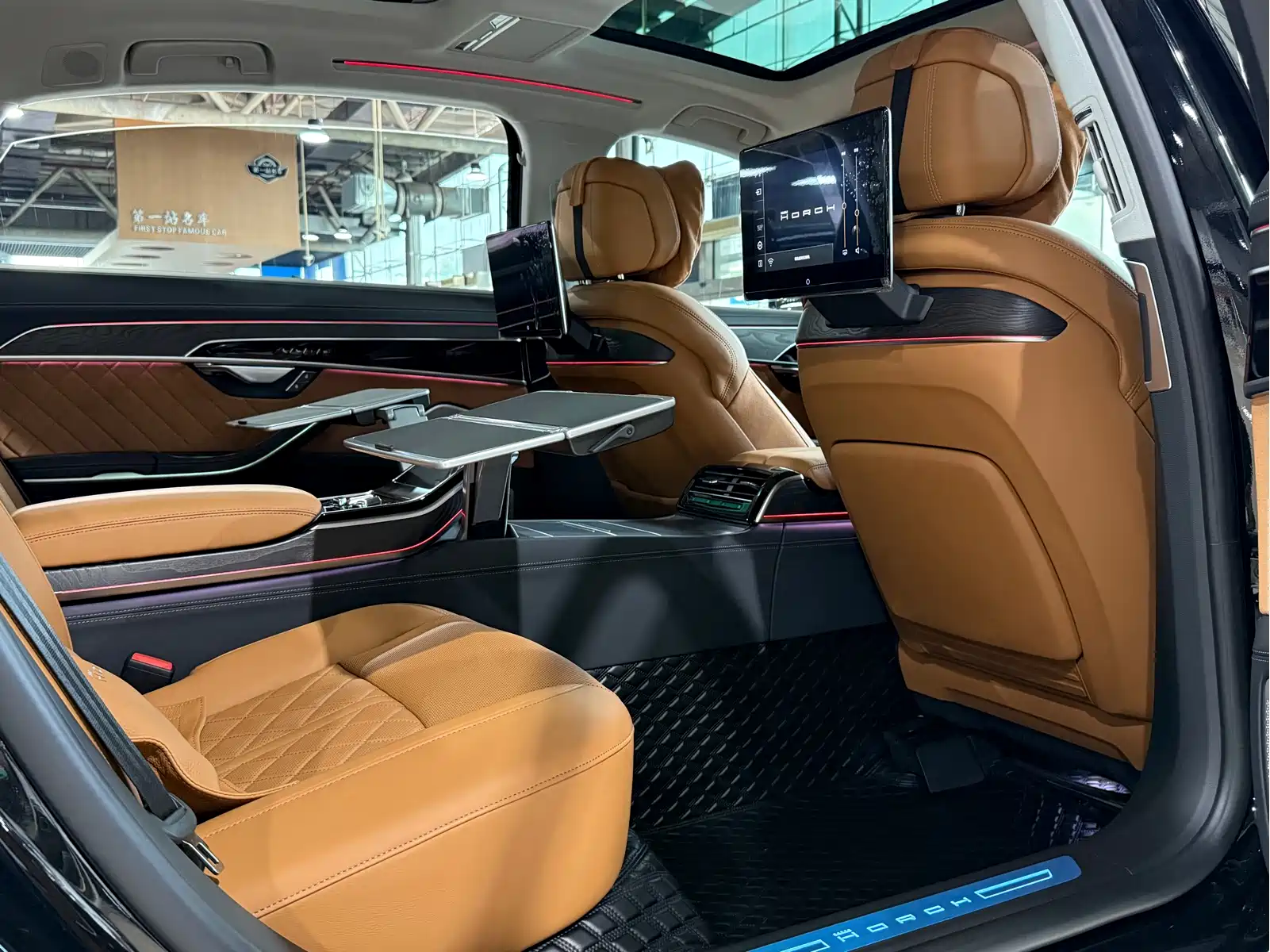 Audi A8 2022 A8L Horch Founder Edition Two-Tone Collector — фото 16