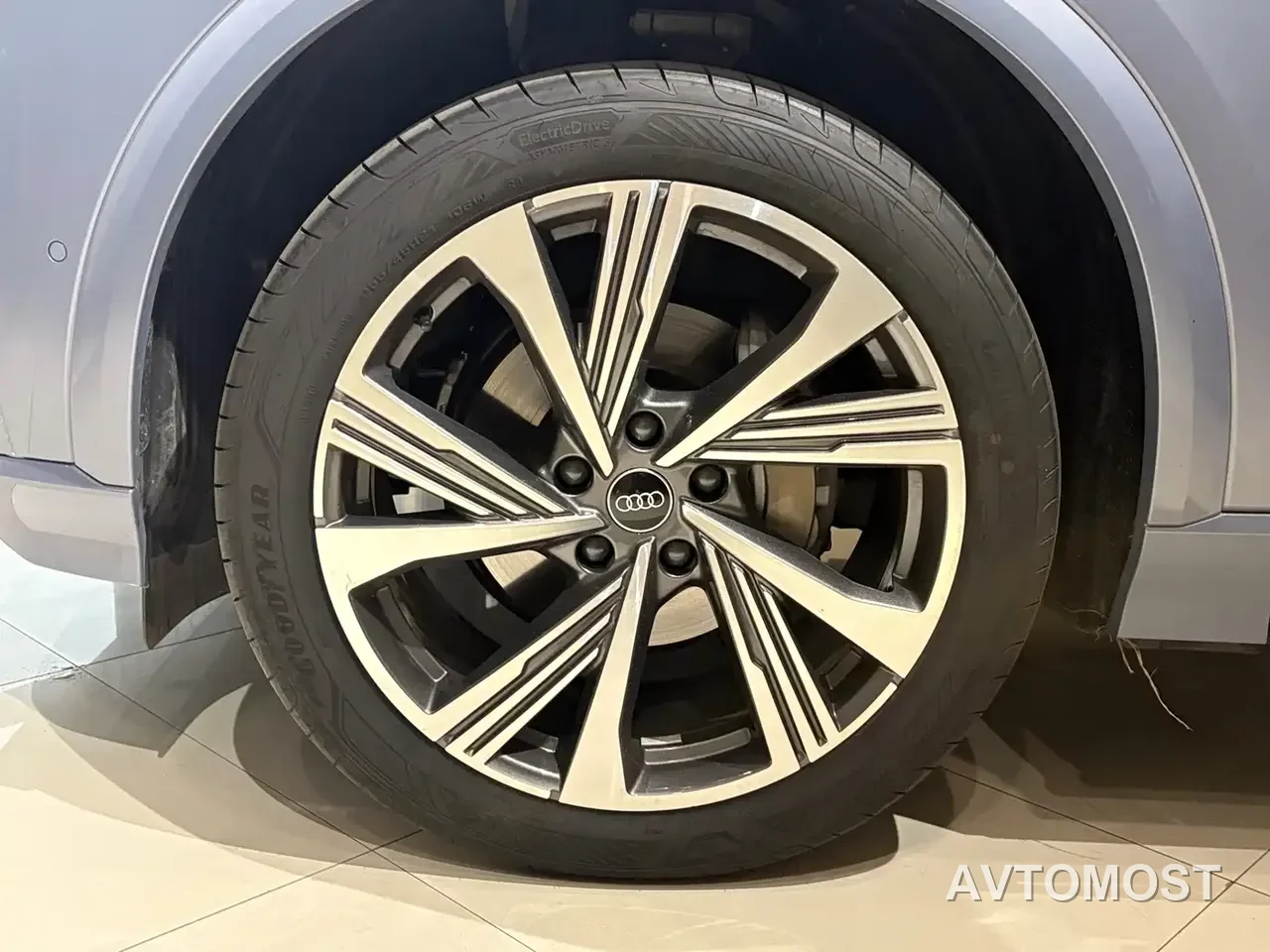Audi Q6L e-tron 2025 Extended Range Edition — фото 4