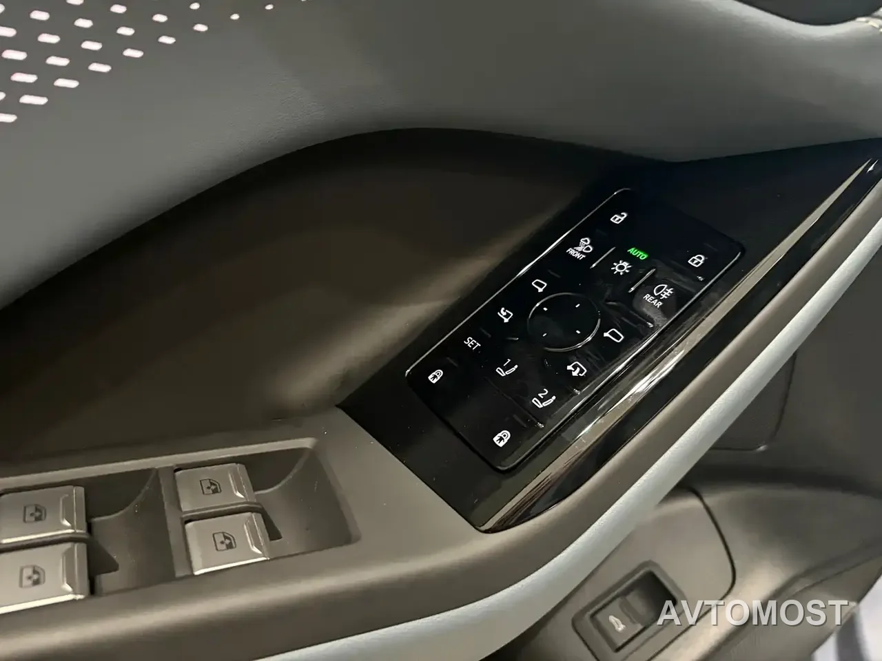 Audi Q6L e-tron 2025 Extended Range Edition — фото 25