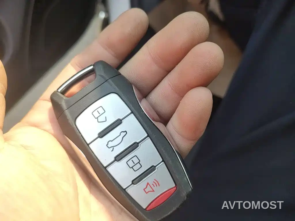 Haval M6 2021 PLUS 1.5T Manual Elite Smart Connect — фото 9