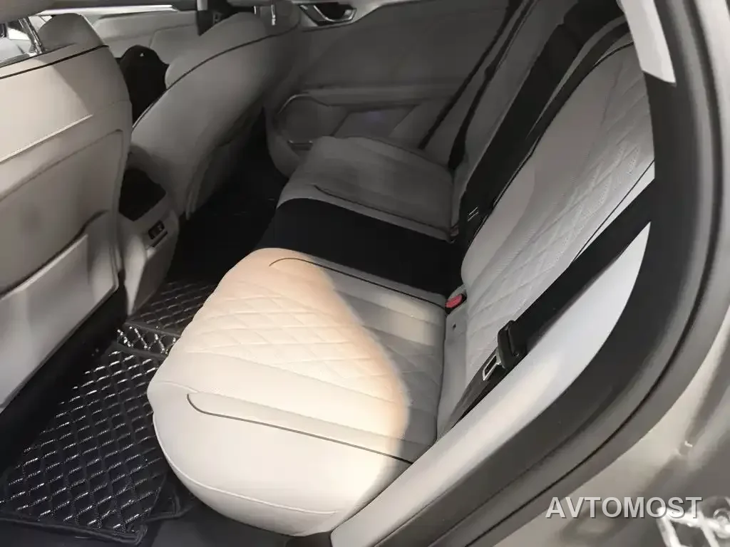 Wey Mocha New Energy 2023 2WD Long Range Edition — фото 10