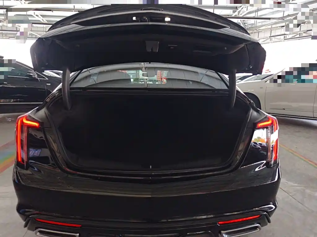 Cadillac CT5 2023 28T Prestige Style — фото 9