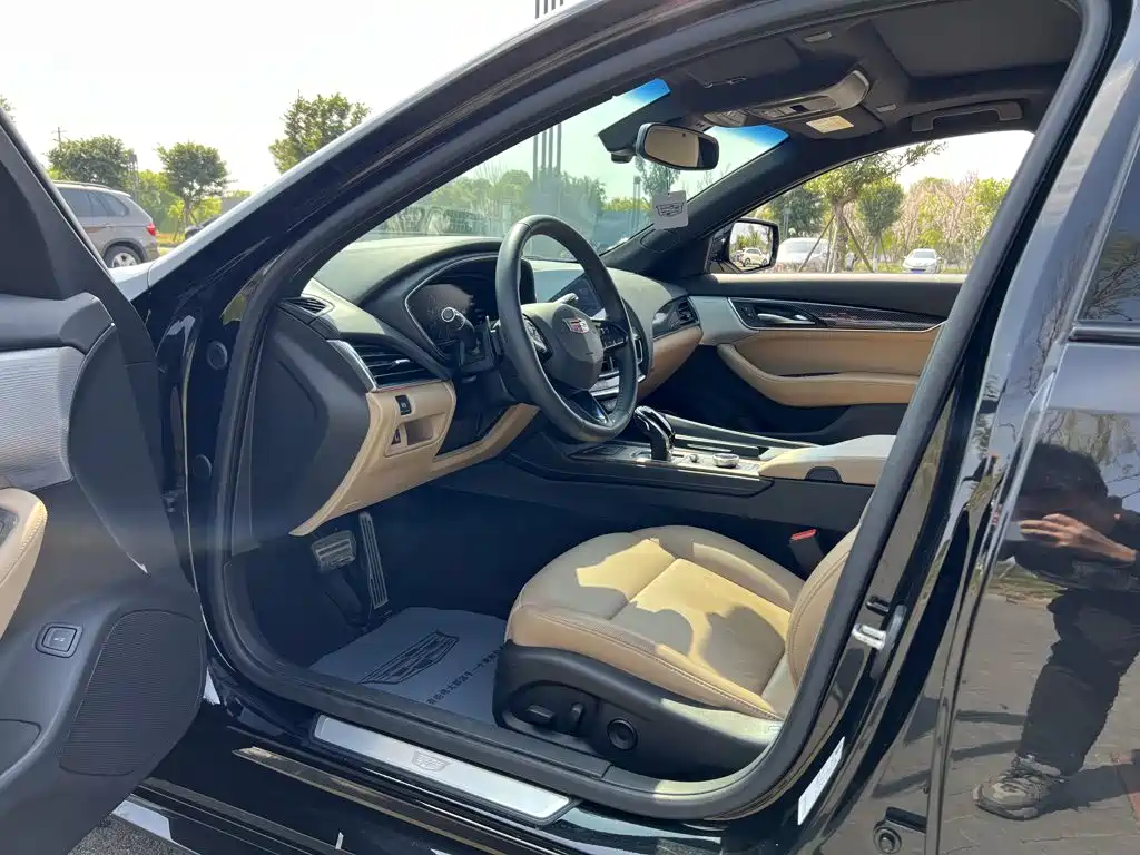 Cadillac CT5 2023 28T Prestige Style — фото 11