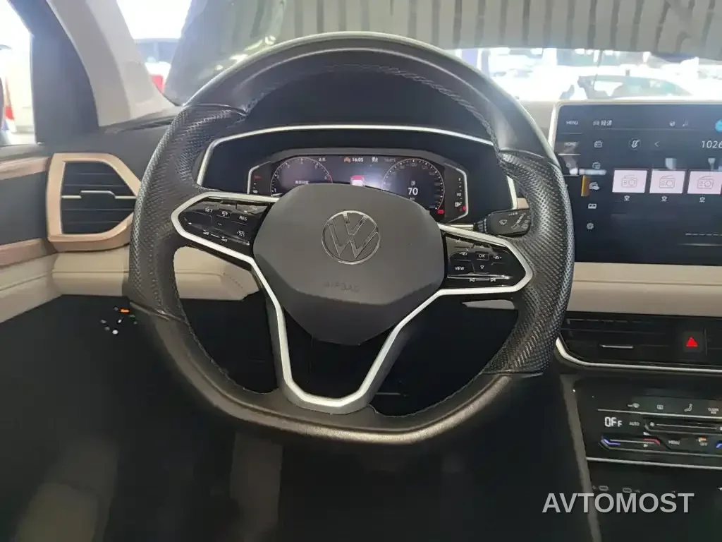 Volkswagen Tharu 2023 300TSI 2WD Full Moon Edition — фото 7