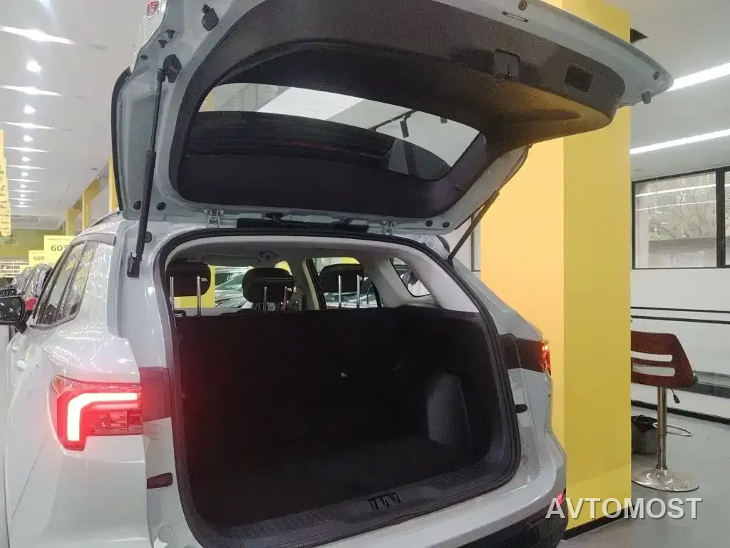 Ford Lingrui New Energy 2025 Elite Leader — фото 10
