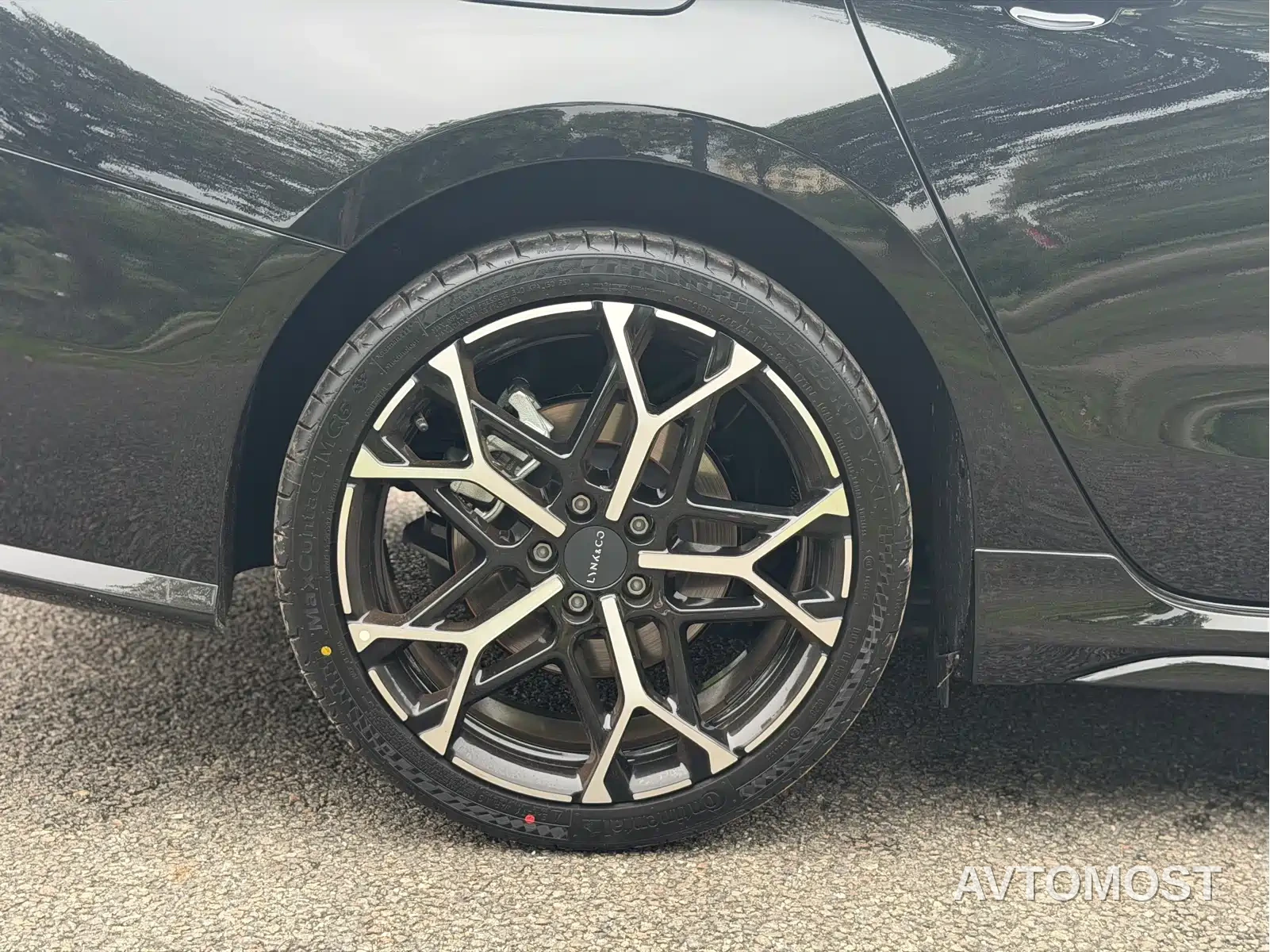 Lynk & Co 03 2026 Model Big Rear Wing Edition — фото 10