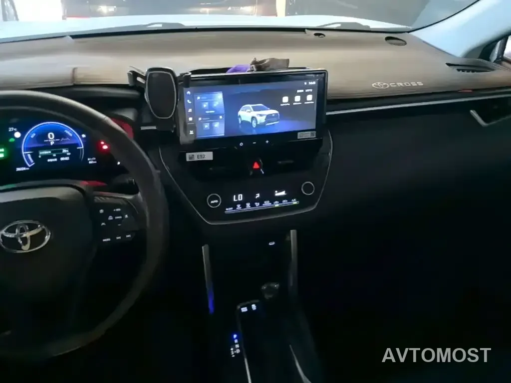 Toyota Corolla Cross 2023 Hybrid 2.0L Pioneer Edition — фото 5