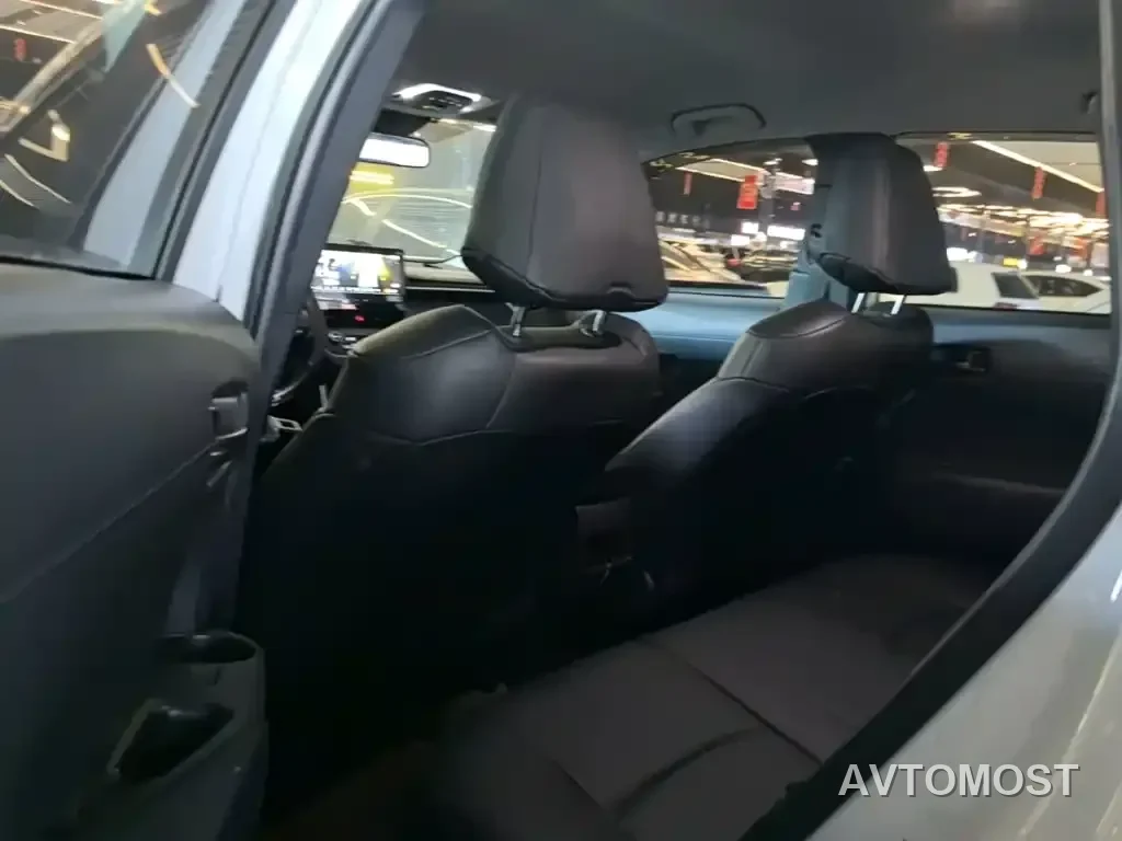 Toyota Corolla Cross 2023 Hybrid 2.0L Pioneer Edition — фото 12