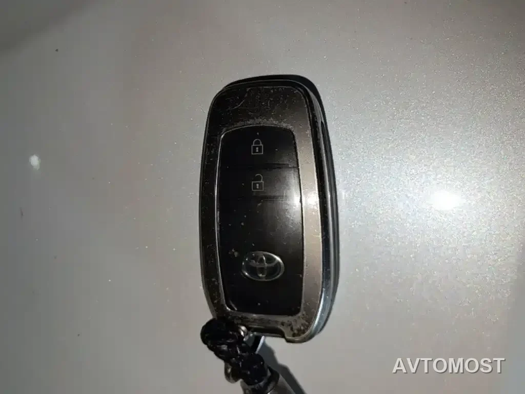Toyota Corolla Cross 2023 Hybrid 2.0L Pioneer Edition — фото 16