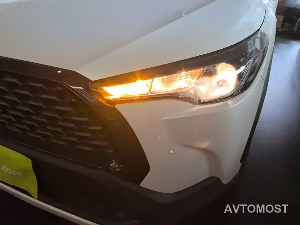 Toyota Corolla Cross 2023 Hybrid 2.0L Pioneer Edition — фото 17