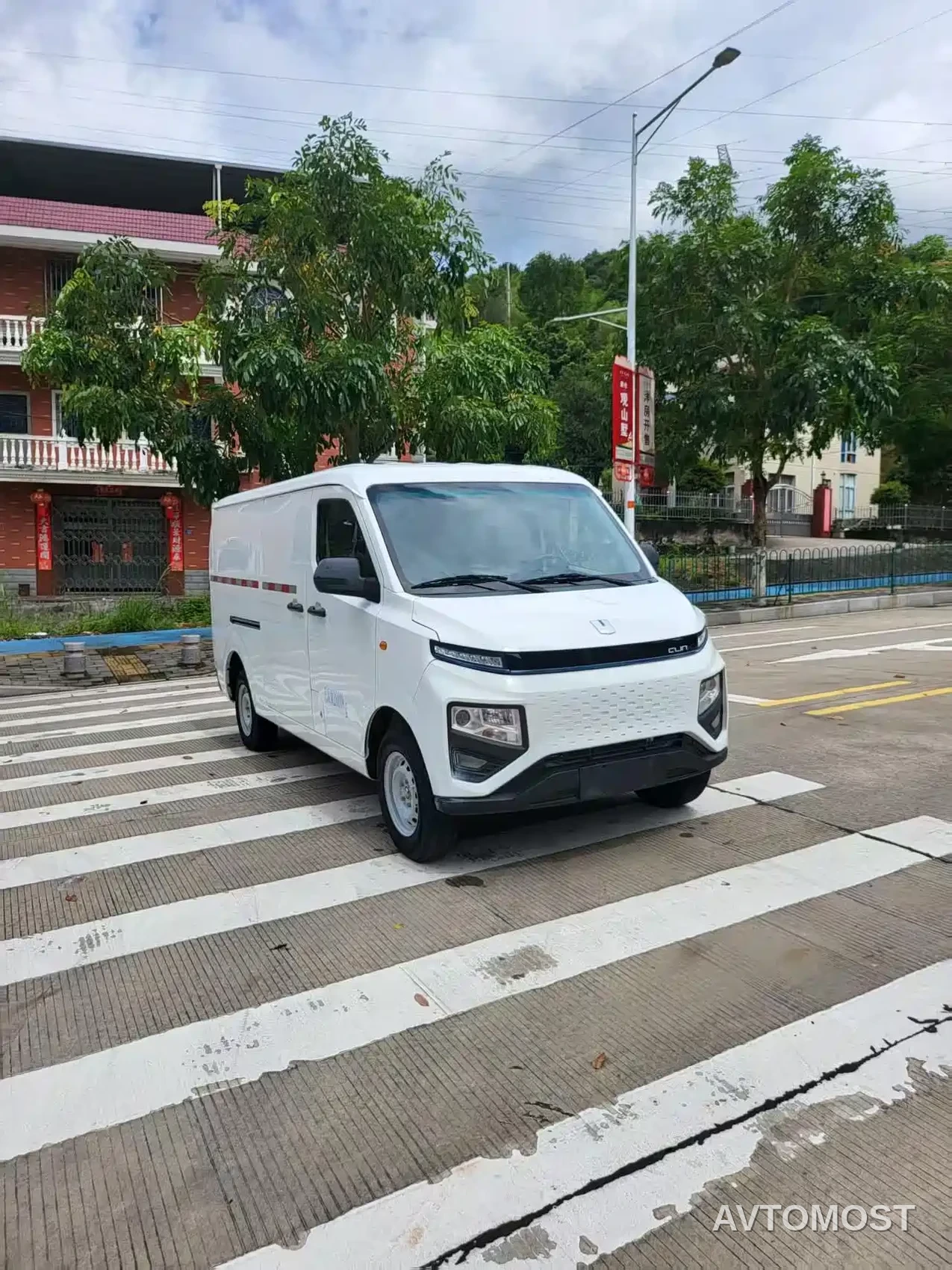 Yuan Cheng FarStar V 2022 Xingxiang V6E Long Wheelbase Guoxuan 38.7kWh — фото 3