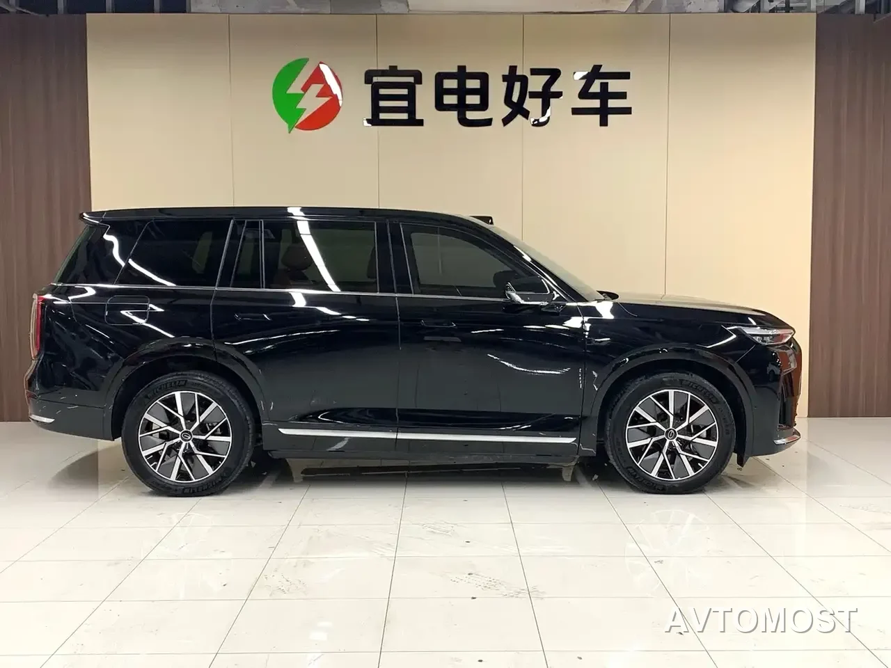 GAC Trumpchi Vision S9 2025 1.5T Hybrid Premium — фото 3