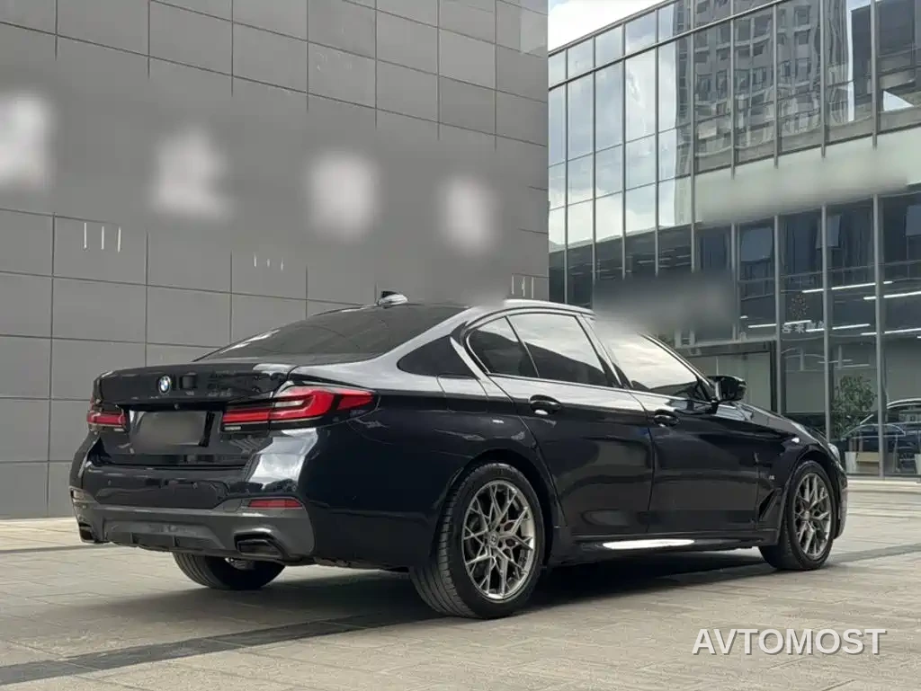 BMW 5 Series (Import) 2022 525i M Sport Package — фото 9