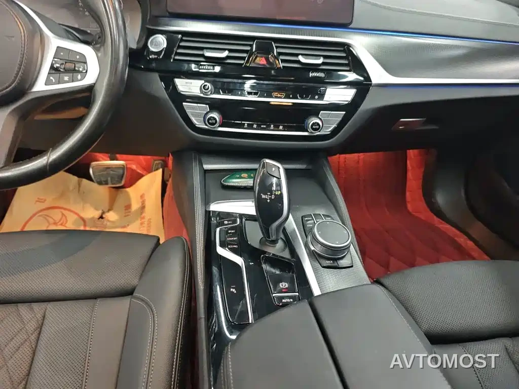 BMW 5 Series (Import) 2022 525i M Sport Package — фото 11