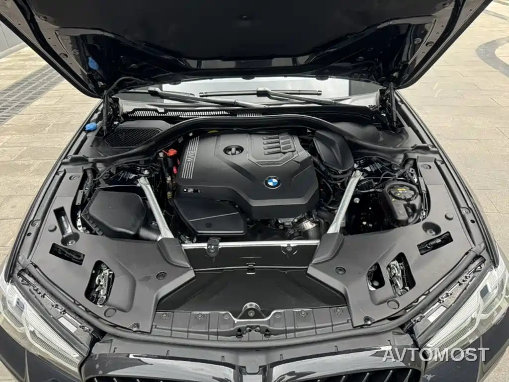 BMW 5 Series (Import) 2022 525i M Sport Package — фото 15