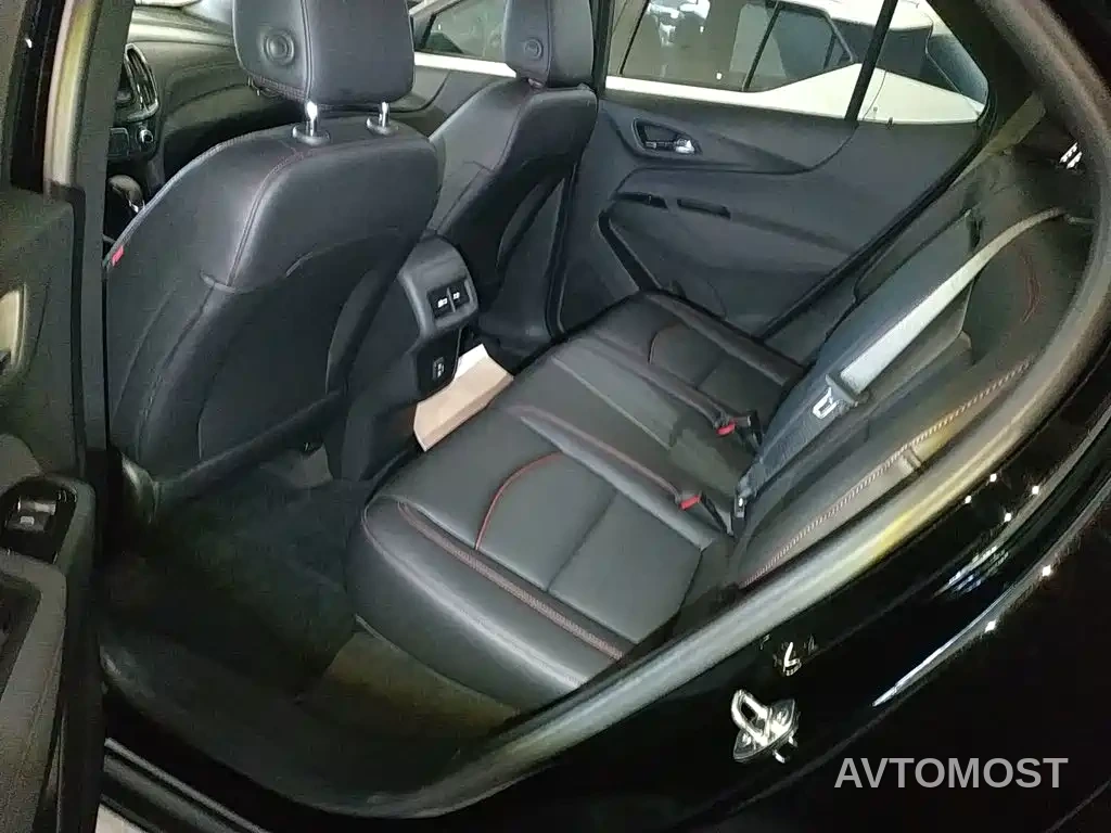 Chevrolet Equinox 2021 550T RS Smart Tuojie Edition — фото 12