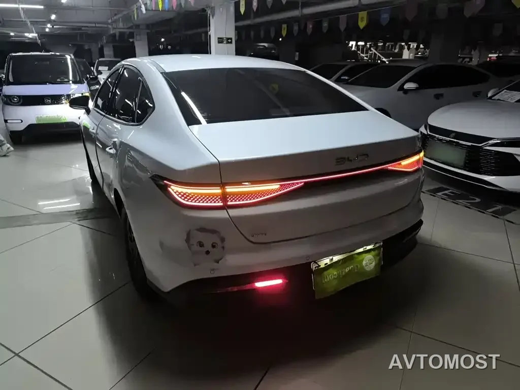 BYD Hai Bao 05 DM-i 2025 DM-i Smart Drive Edition 55KM Luxury — фото 1