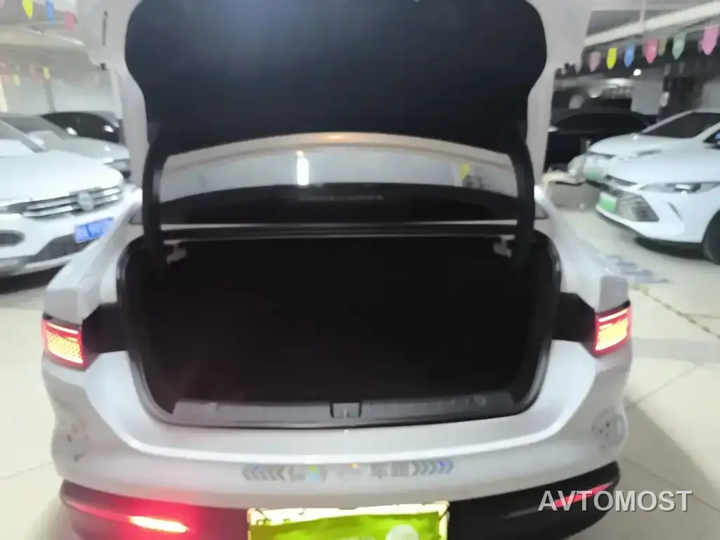 BYD Hai Bao 05 DM-i 2025 DM-i Smart Drive Edition 55KM Luxury — фото 8
